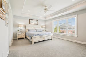 Holly Oak Dr-S1404-067r.jpg