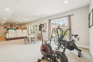 Holly Oak Dr-S1404-084r.jpg