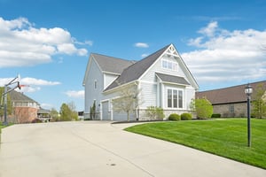 Holly Oak Dr-S1404-105r.jpg