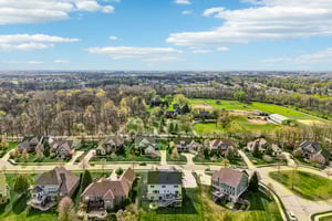 Holly Oak Dr-S1404-118r.jpg