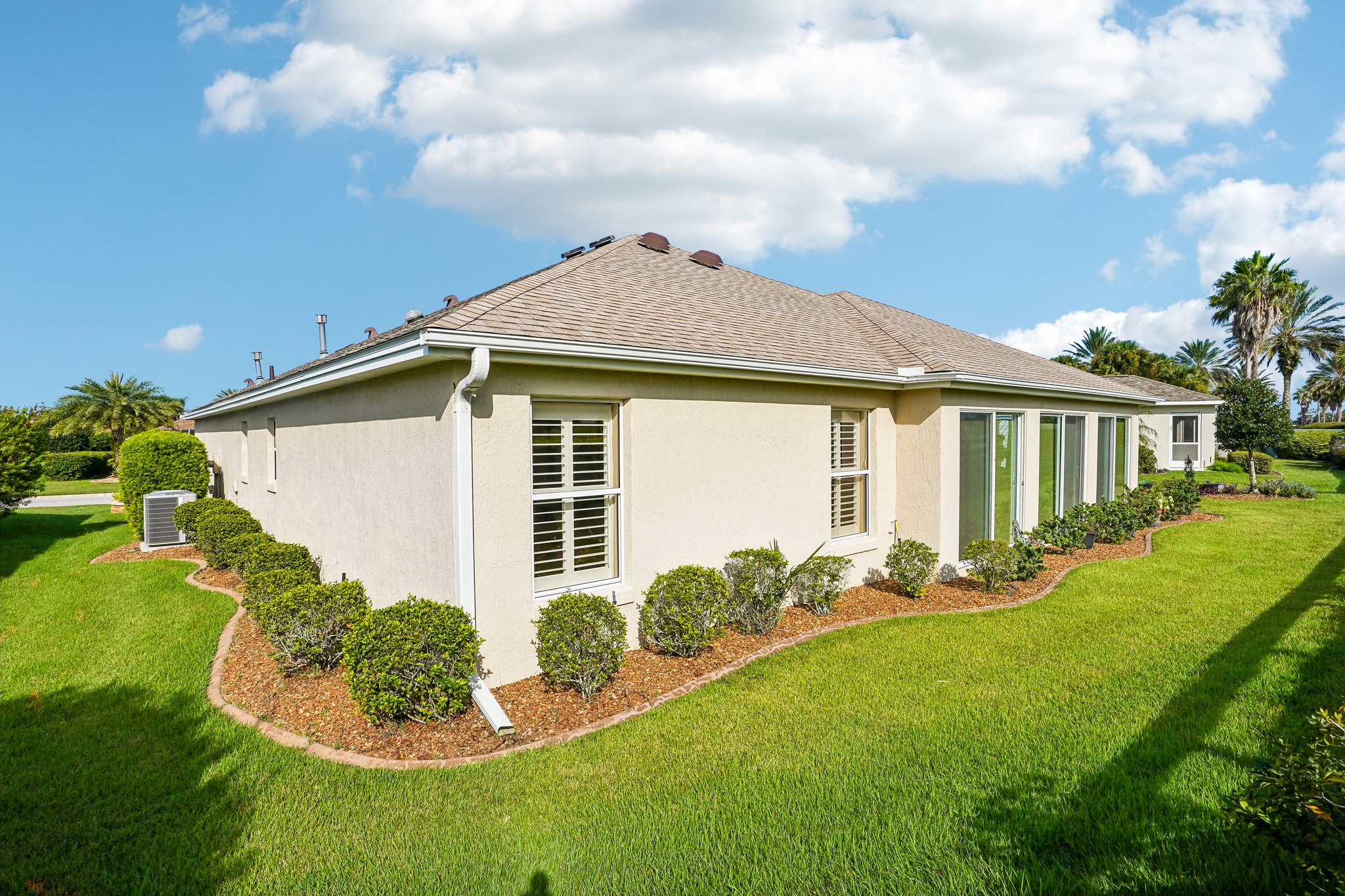 Duffy Loop-S2409-037.jpg