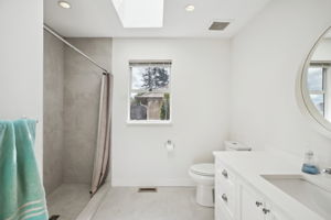  Photo 37