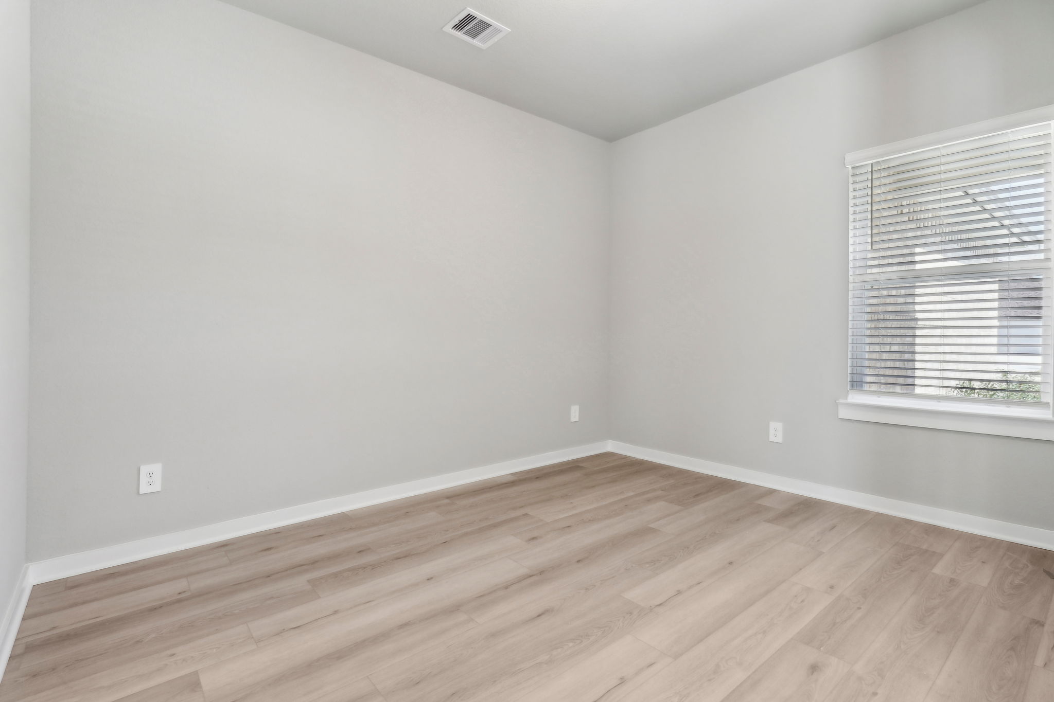 Houston - Mavera - 16648 Sterling Clf St, Conroe, TX 77302 - 013