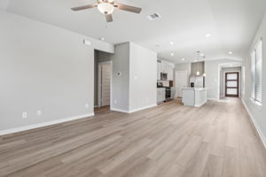 Houston - Mavera - 16648 Sterling Clf St, Conroe, TX 77302 - 007