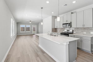 Houston - Mavera - 16648 Sterling Clf St, Conroe, TX 77302 - 009