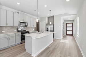 Houston - Mavera - 16648 Sterling Clf St, Conroe, TX 77302 - 010