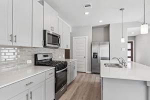 Houston - Mavera - 16648 Sterling Clf St, Conroe, TX 77302 - 011