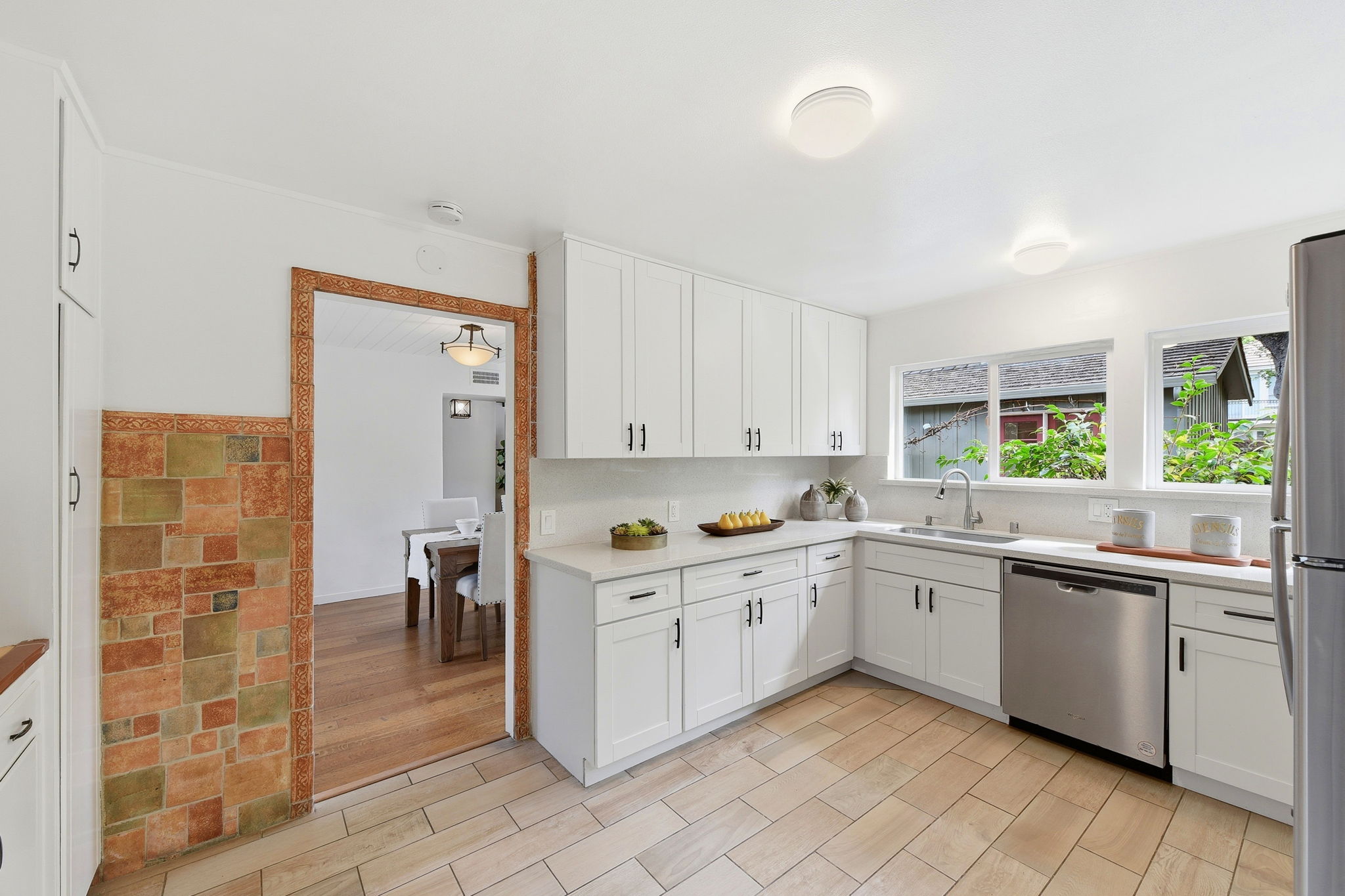 013_F8_1665 Middlefield Rd