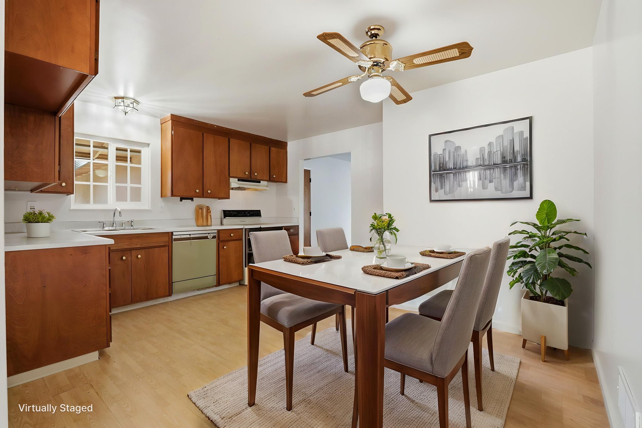 016_F8_1666 El Dorado Dr virtually staged.jpeg