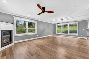  Photo 36