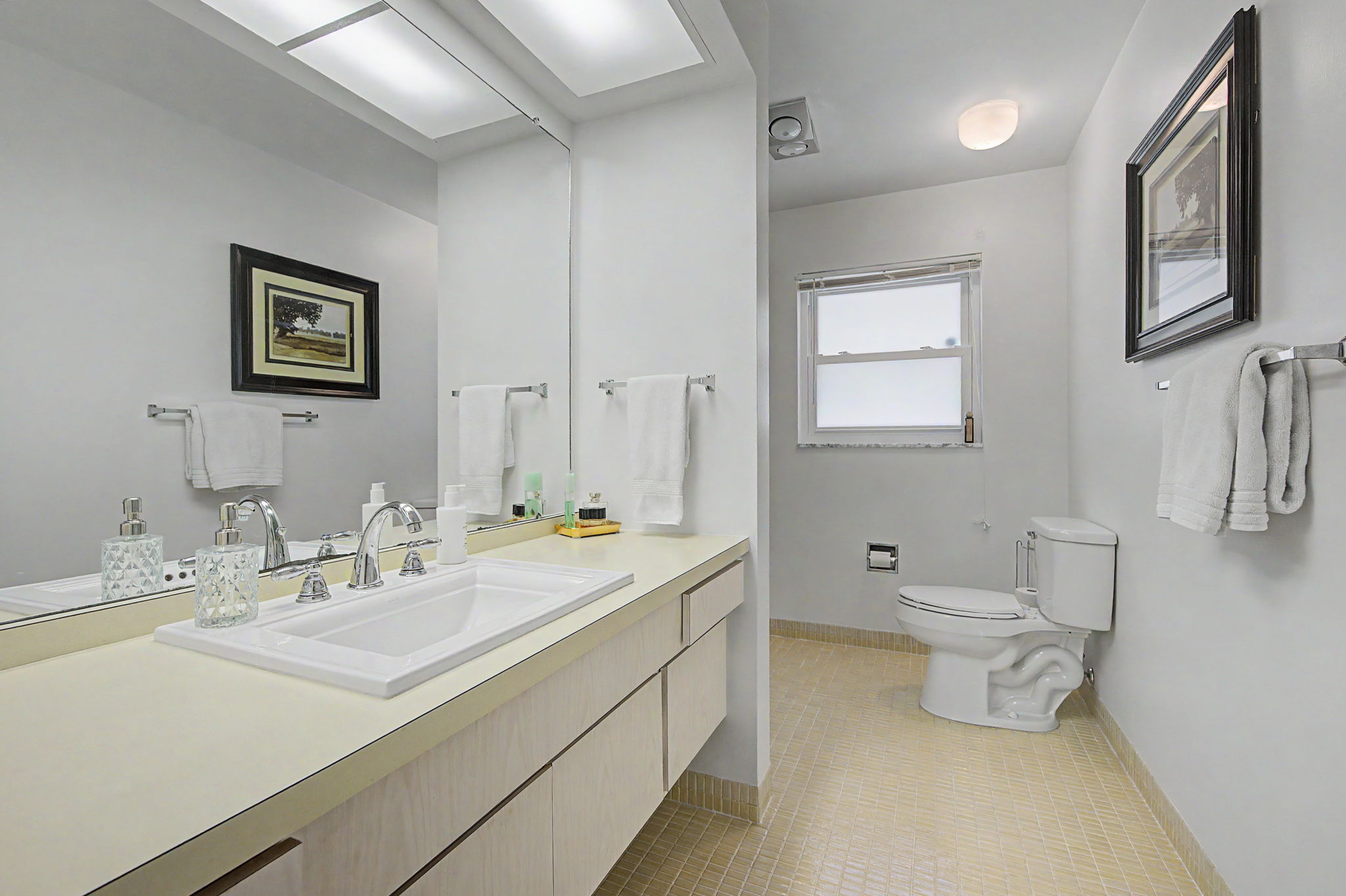 Bathroom2c