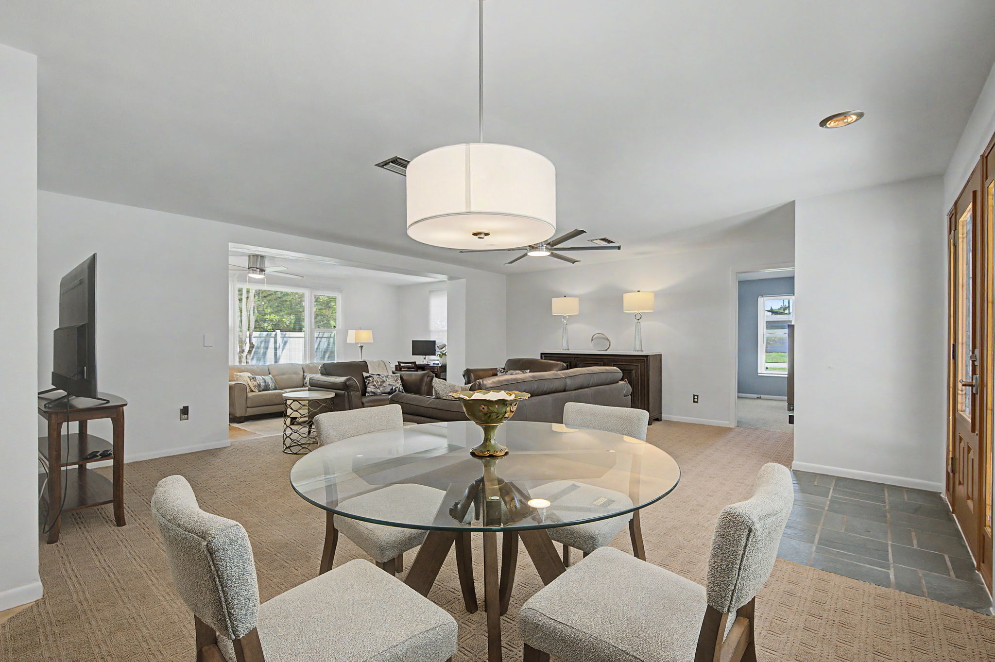 Dining Room3a