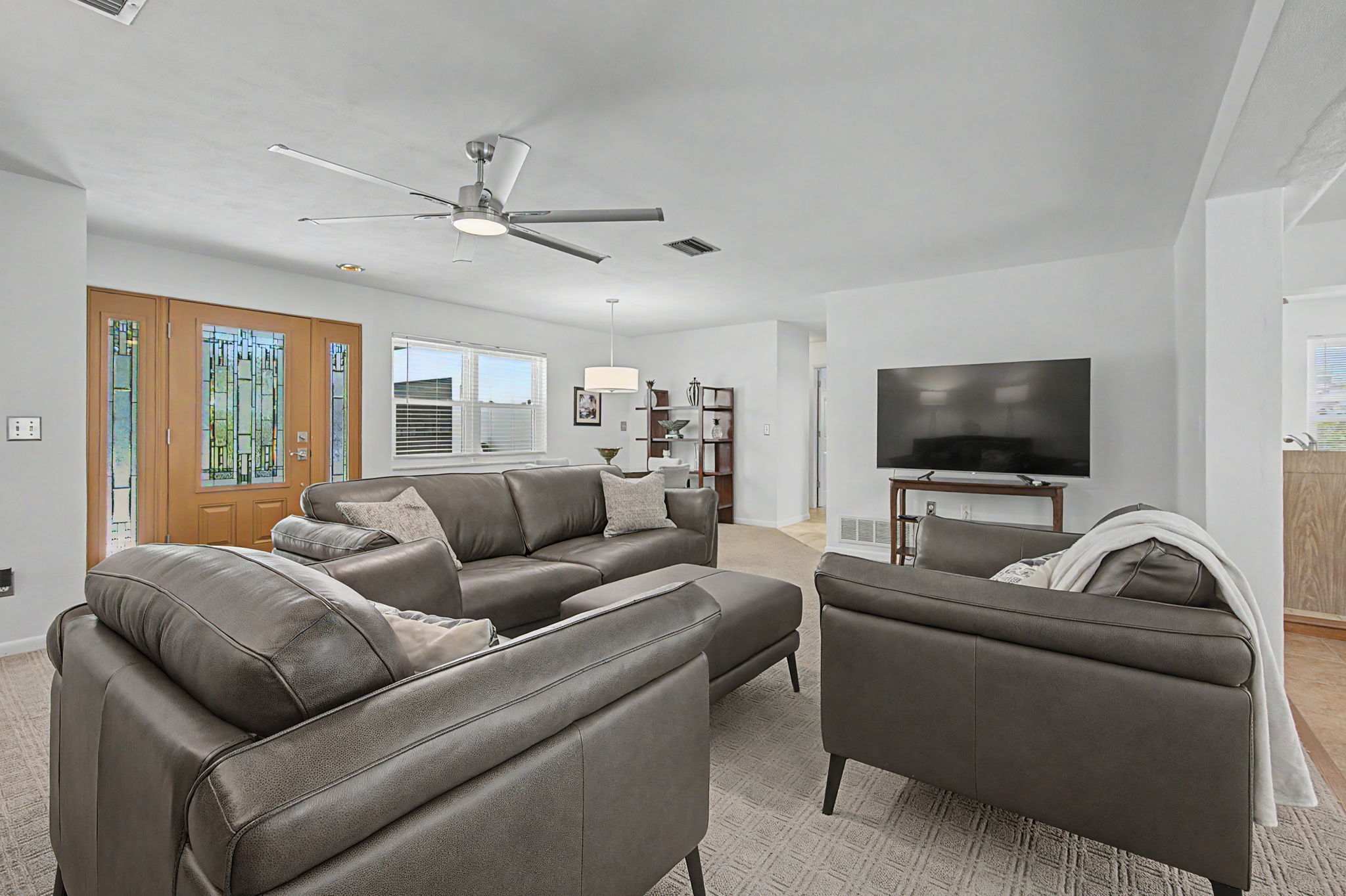 Living Room2a