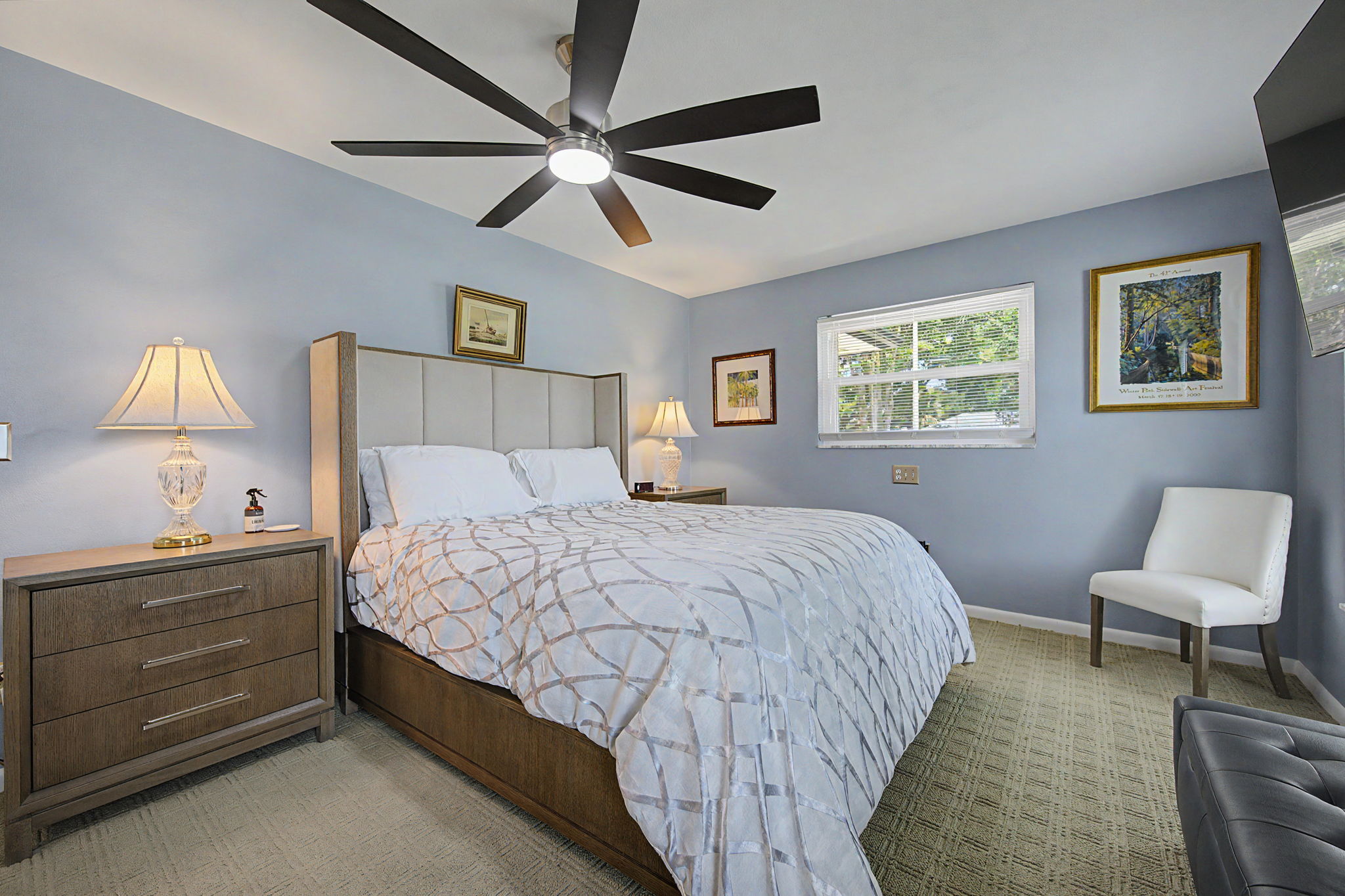 Primary Bedroom1a