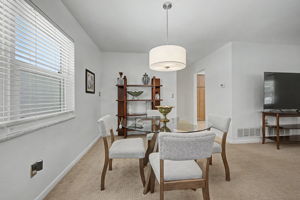 Dining Room2a