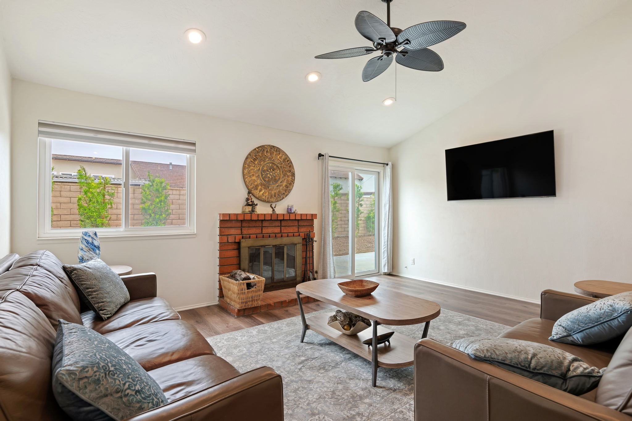 15-Family Room