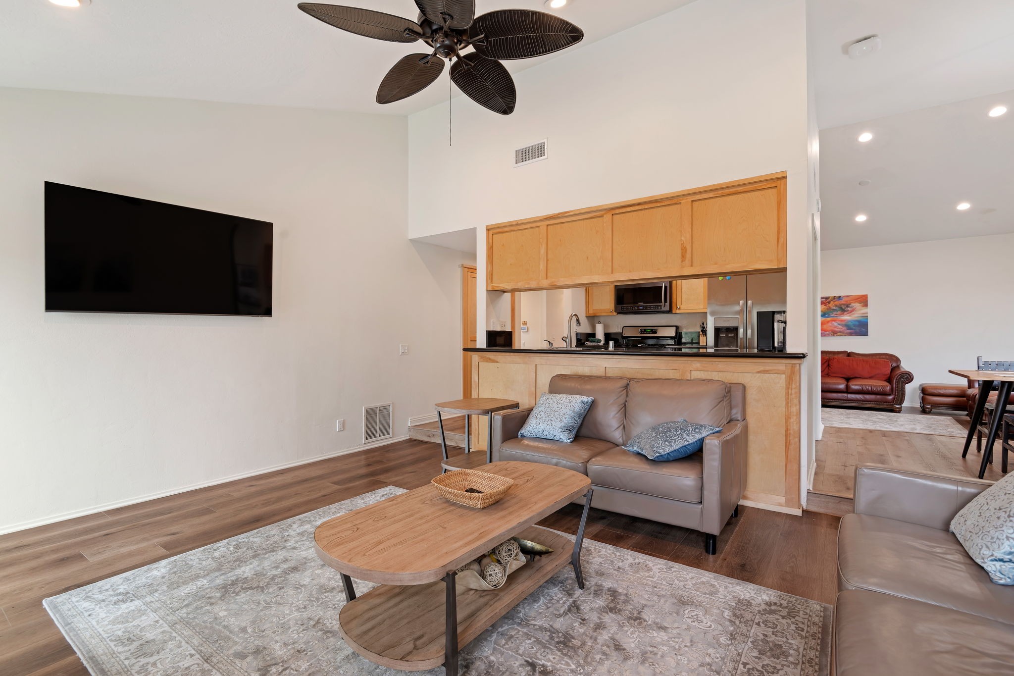 16-Family Room