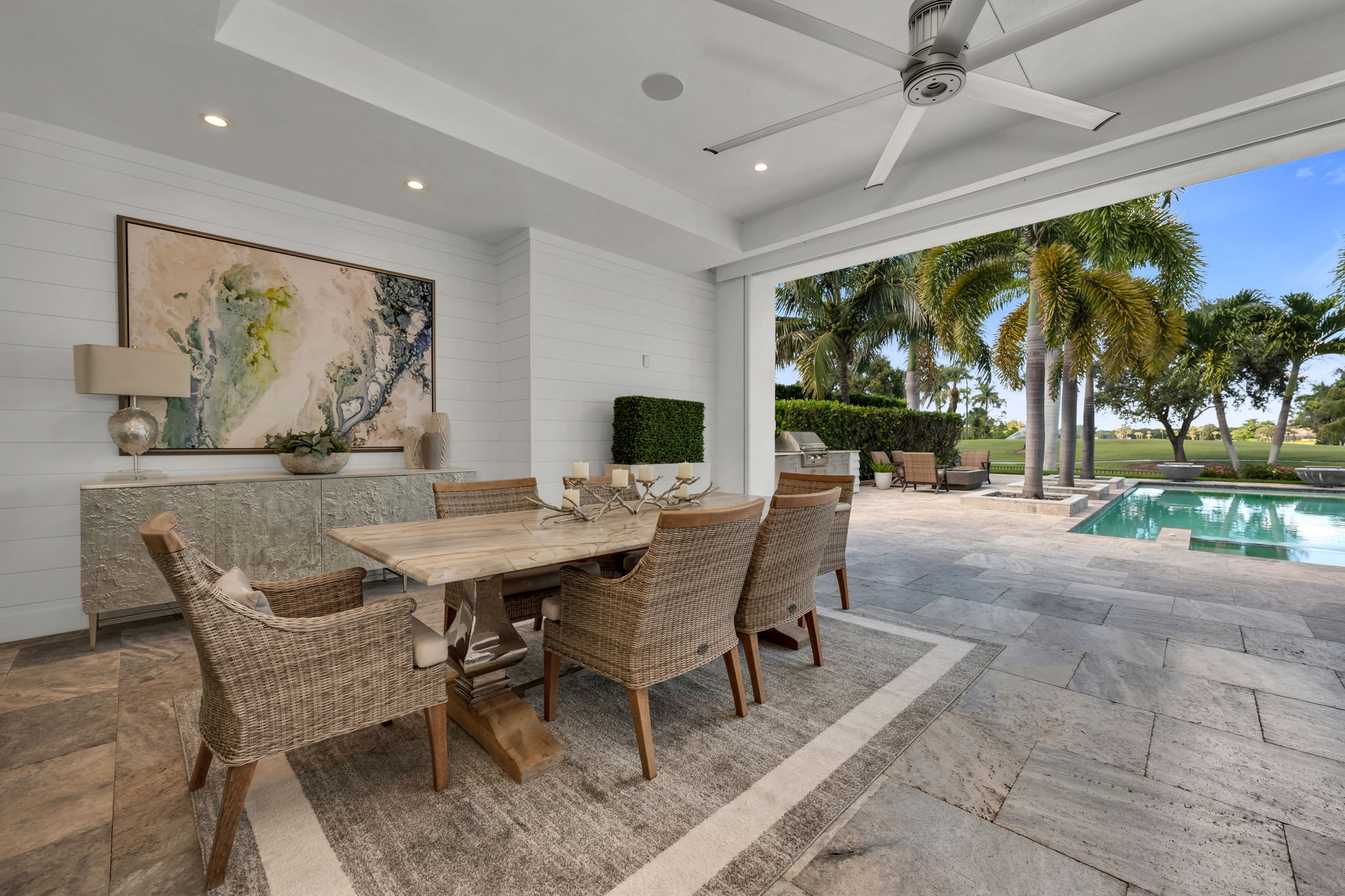 Outdoor Dining - Kitchen