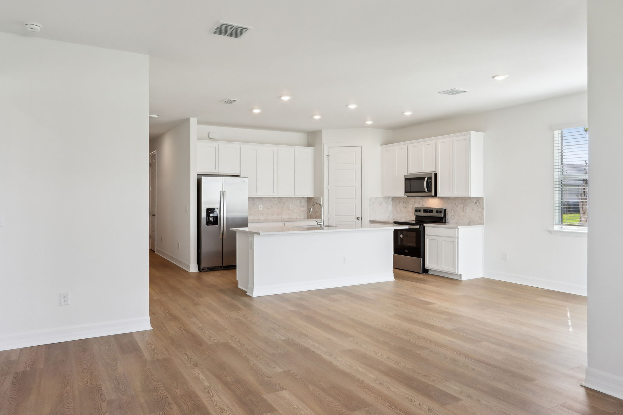 South Florida - Crescent Lakes - 16672 Expedition Ct Punta Gorda FL 33982 - 004