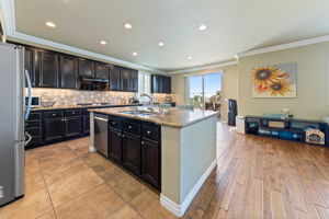 Kitchen/Breakfast Area 1