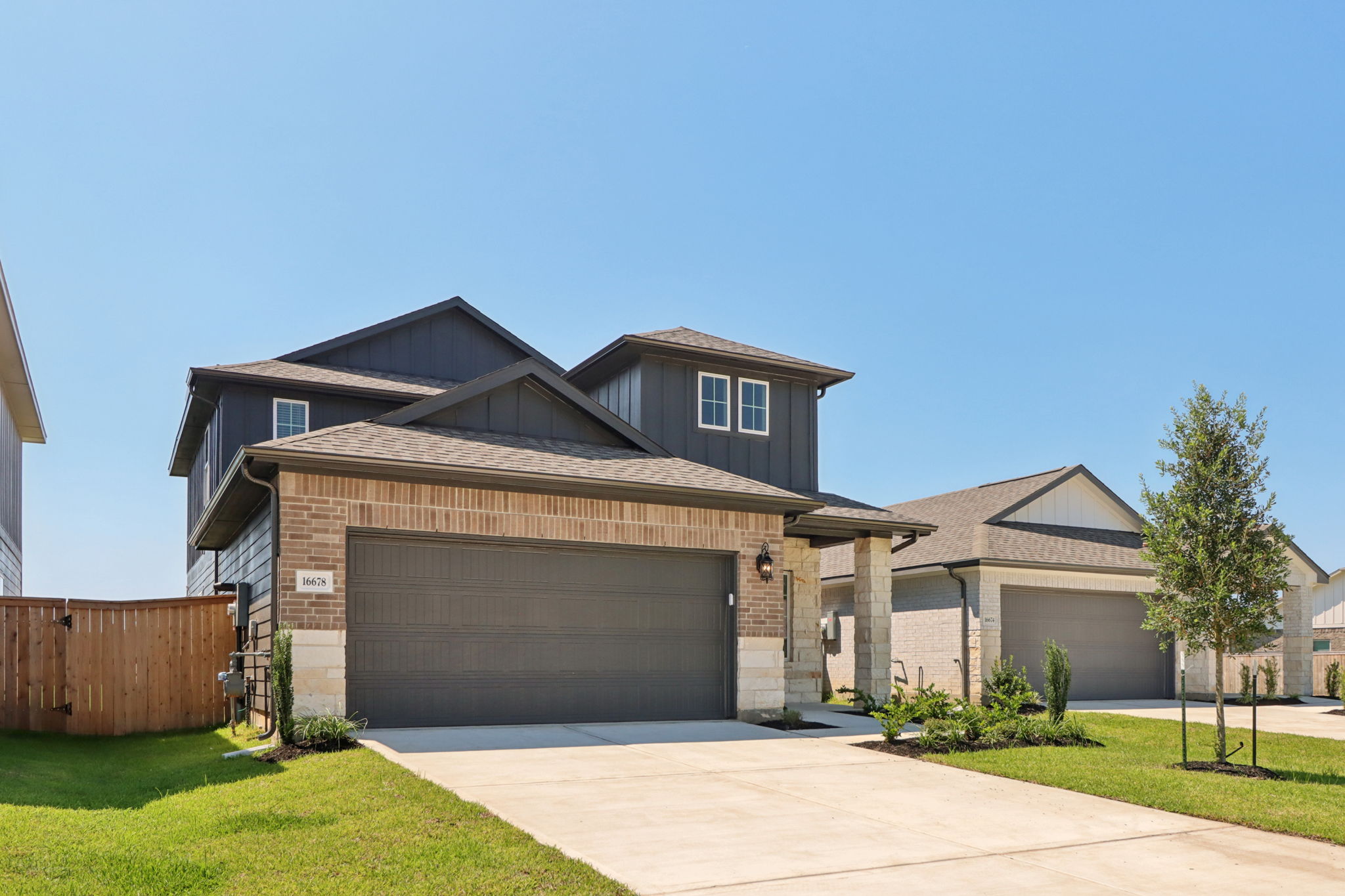 Houston - Mavera - 16678 Sterling Clf St Conroe TX 77302 - 004