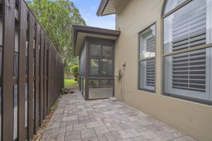 Ext Patio - 495A9569