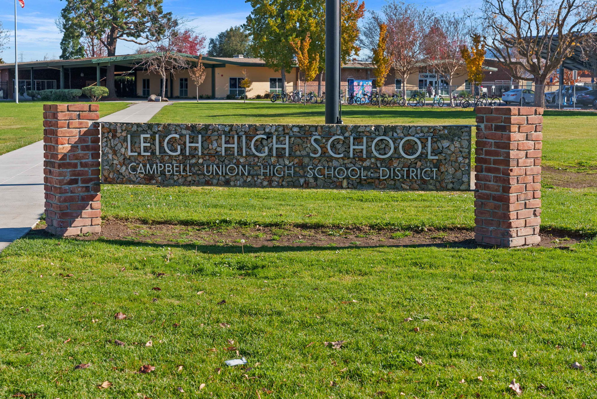 Leigh High School