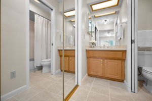 Master Bathroom1a