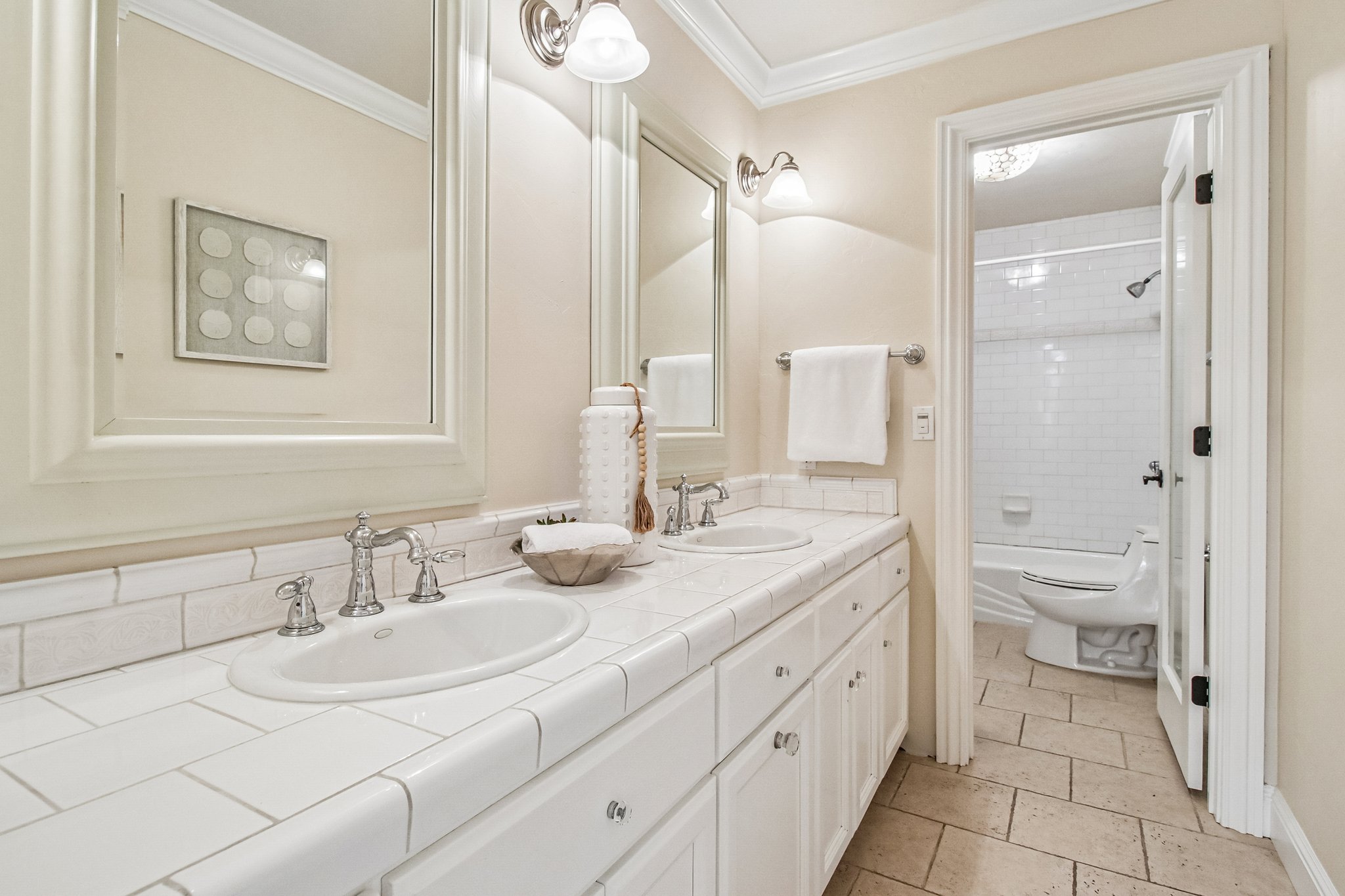 Hall Bathroom w/ separate shower and commode area