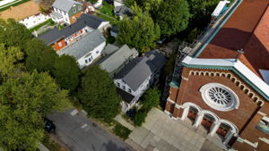  Photo 25