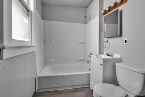  Photo 49