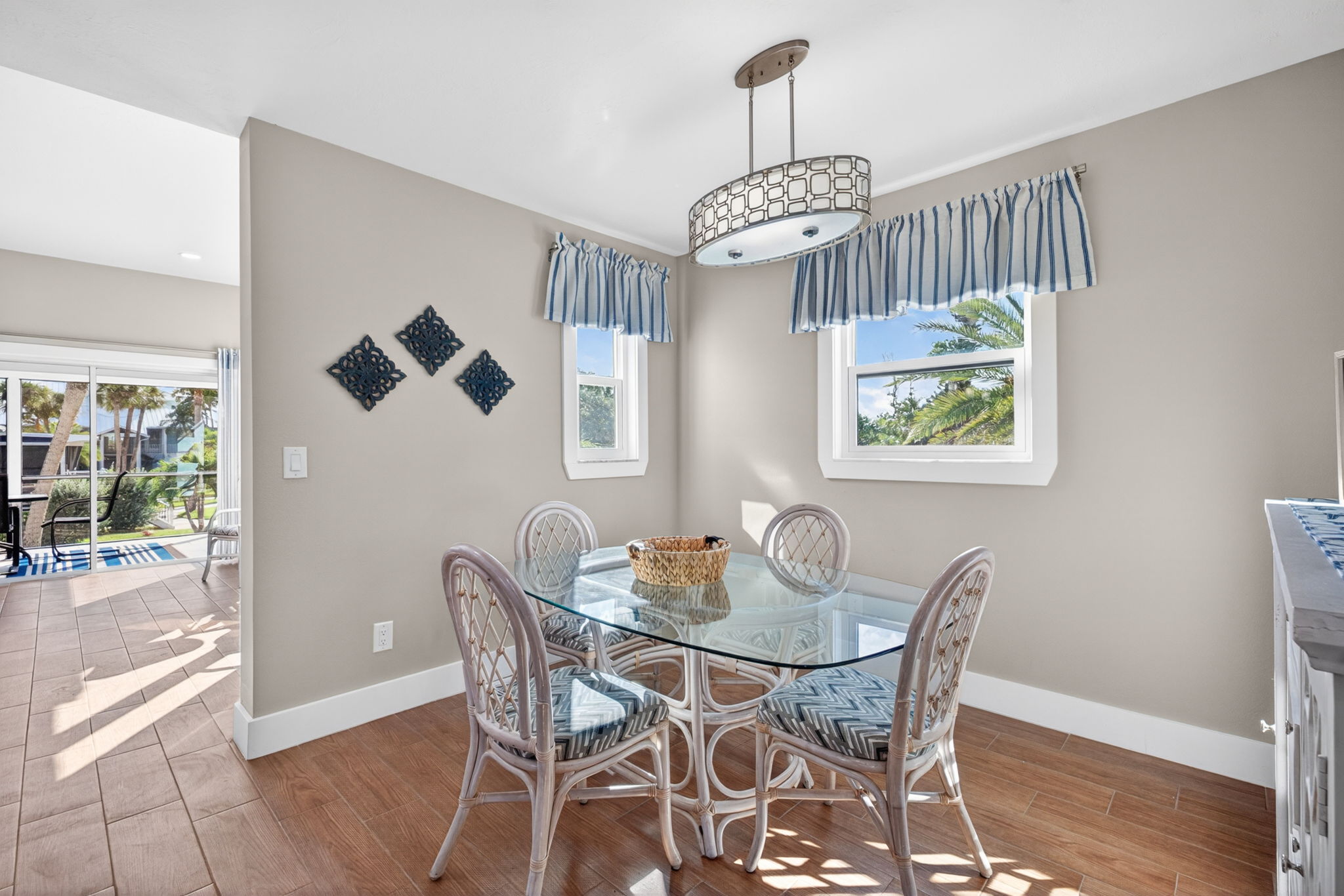 Dining Room 1