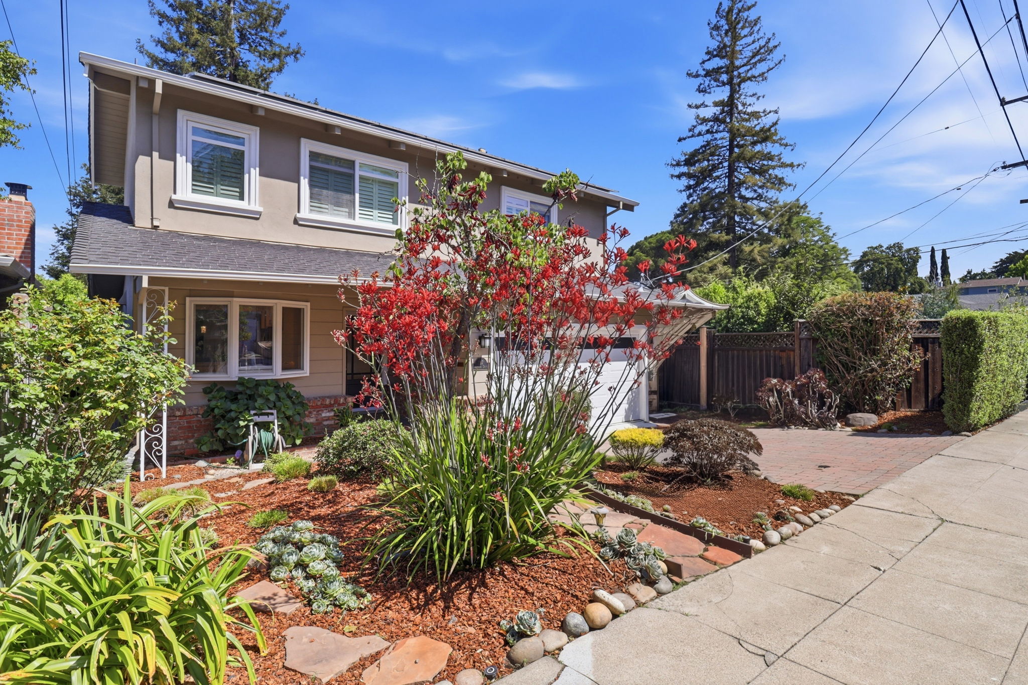 003_F8_167 Oakview Dr