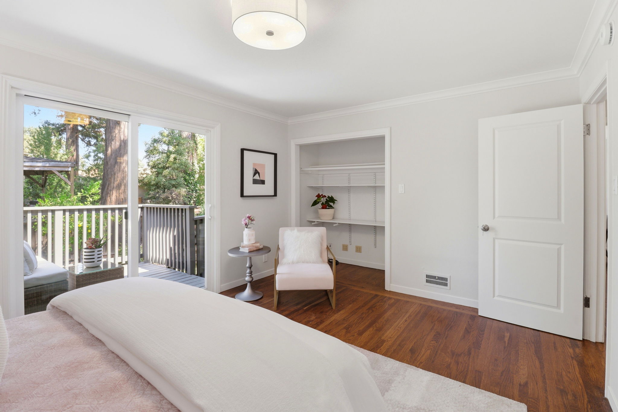 020_F8_167 Oakview Dr