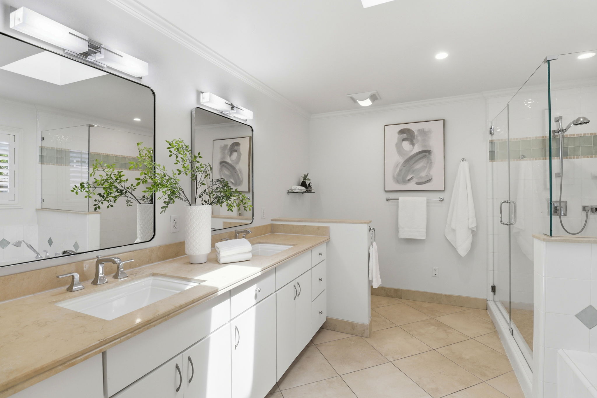 032_F8_167 Oakview Dr