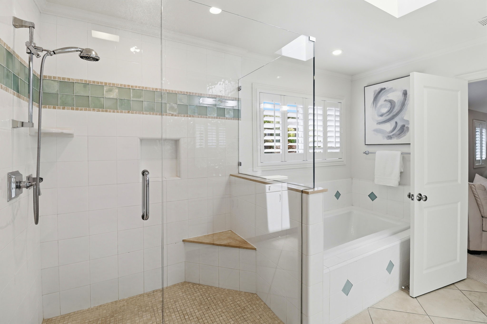 034_F8_167 Oakview Dr