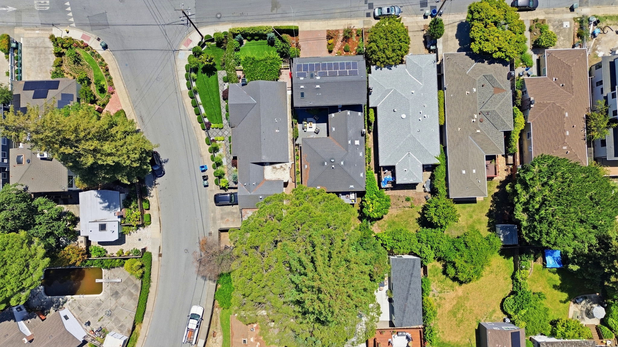 014_F8_AERIAL_167 Oakview Dr