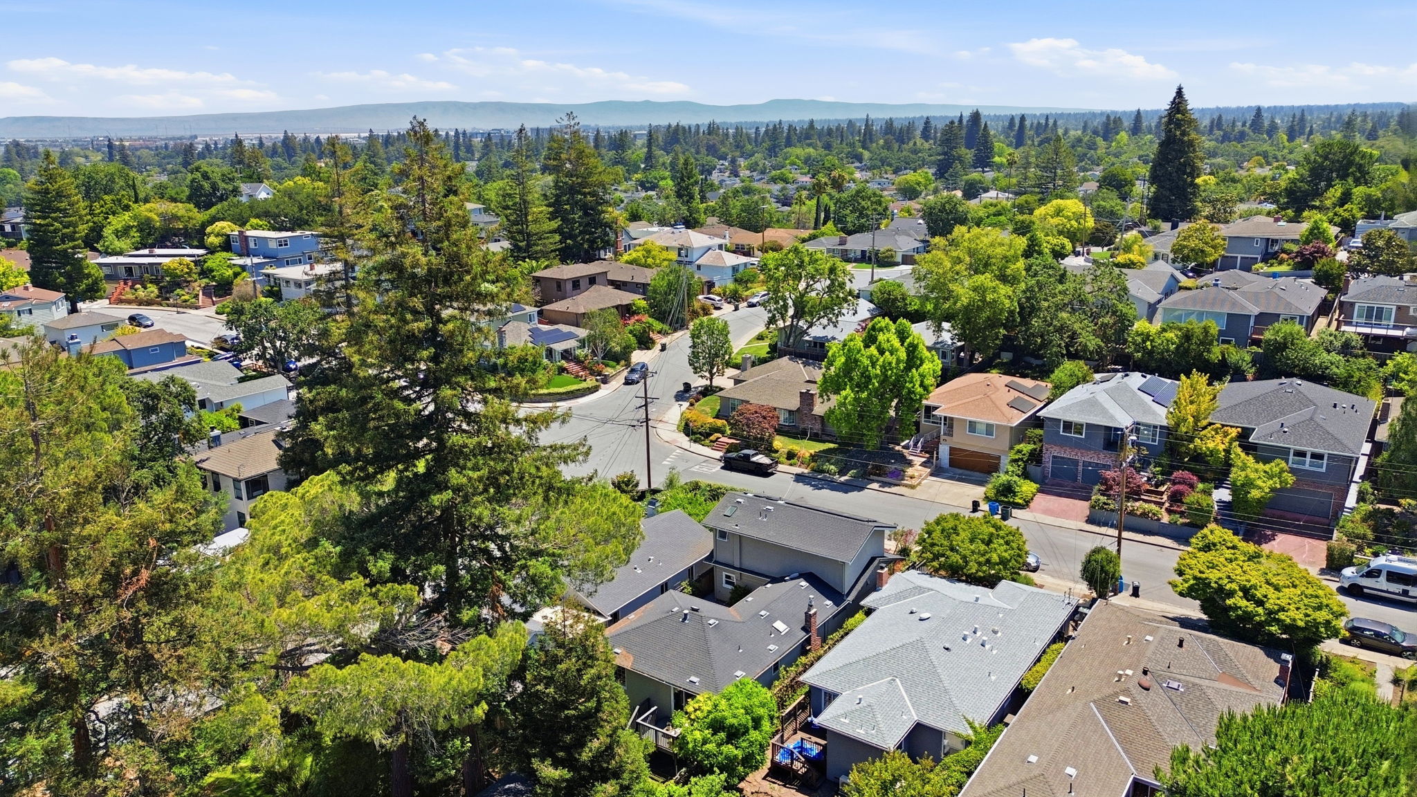 018_F8_AERIAL_167 Oakview Dr