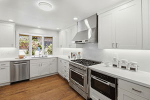 010_F8_167 Oakview Dr