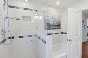 031_F8_167 Oakview Dr