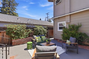038_F8_167 Oakview Dr