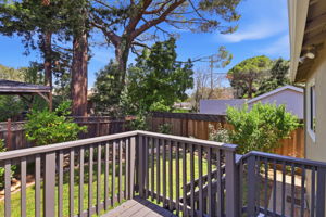 042_F8_167 Oakview Dr