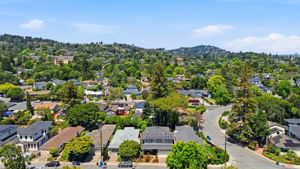 006_F8_AERIAL_167 Oakview Dr