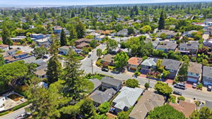 017_F8_AERIAL_167 Oakview Dr