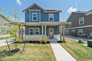  Photo 0