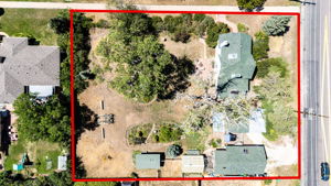 Property Lines are Approximate and not a survey