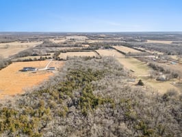 7778 - 1670 Vermont Rd_010.jpg