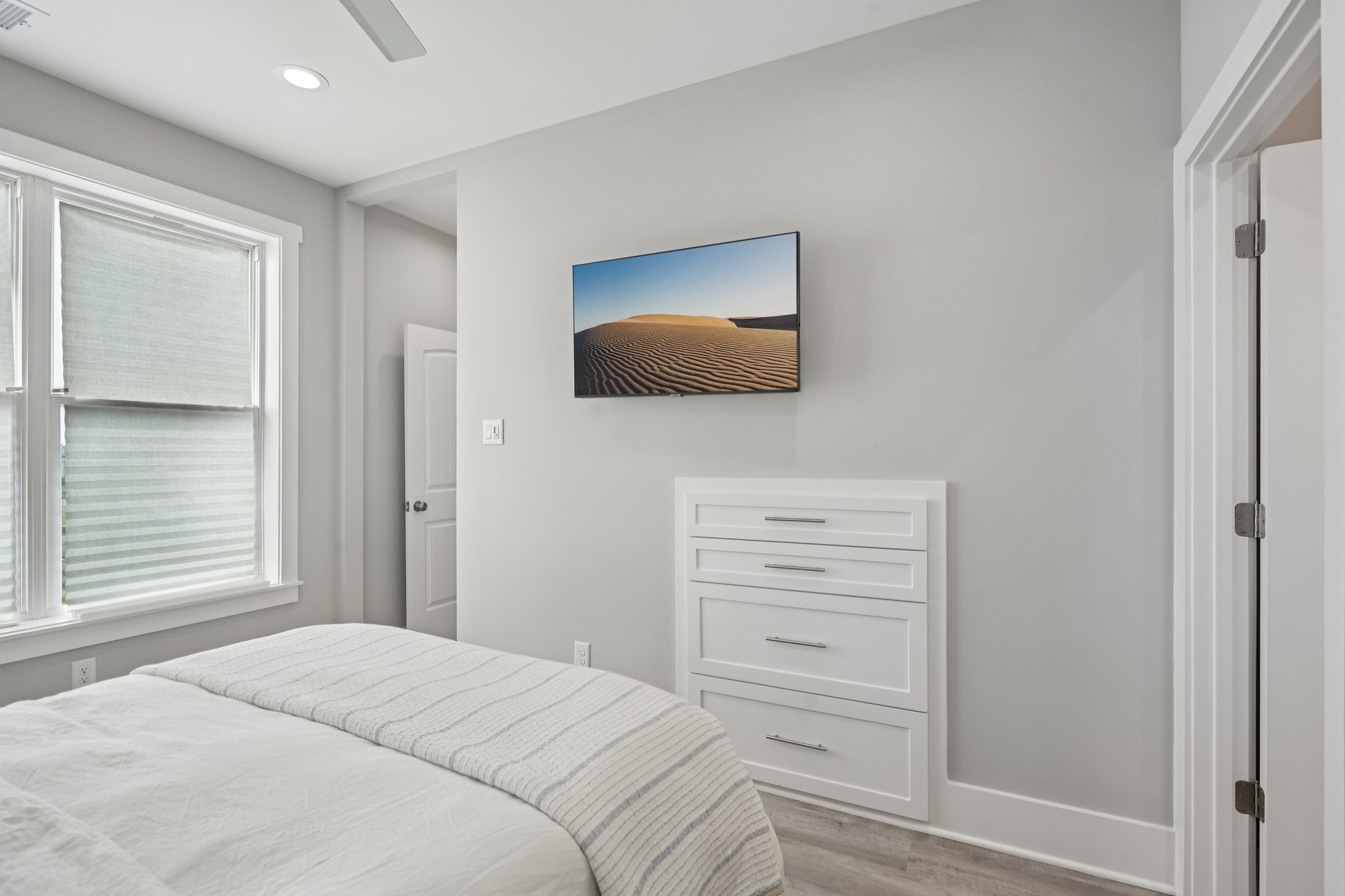 Montego Way-L1003-018.jpg