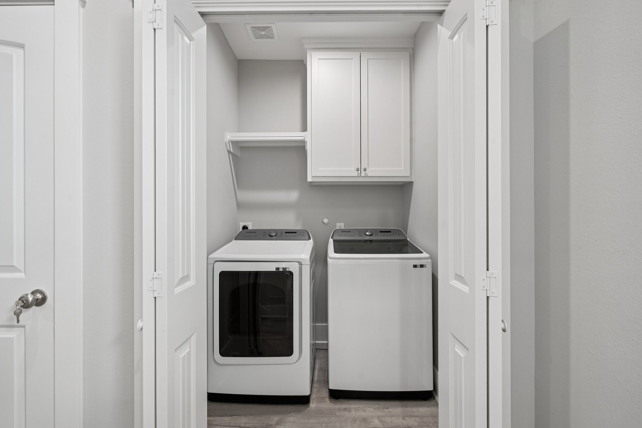 Montego Way-L1003-026.jpg