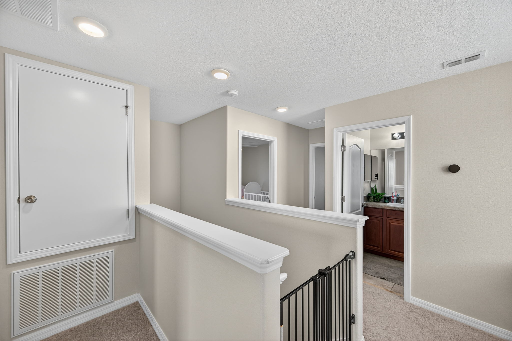 Interiors (21)